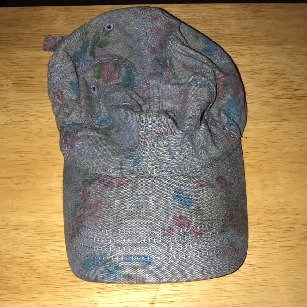 Used American Eagle Denim Floral Hat.